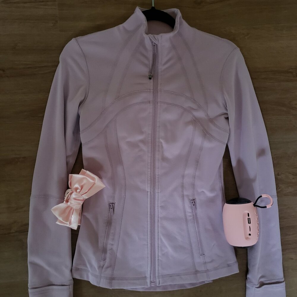 Lululemon Athletica Define Jacket Size 6 Lilac/Pink